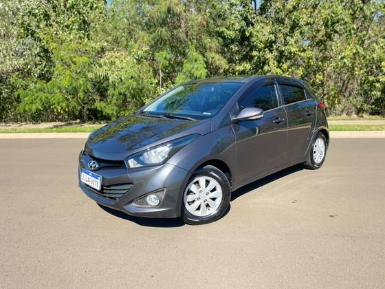 HYUNDAI HB20 1.0 COMFORT 12V FLEX 4P MANUAL